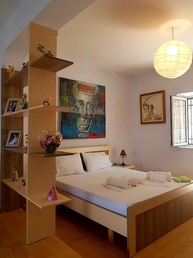 Aira Apartment Himare Exterior photo