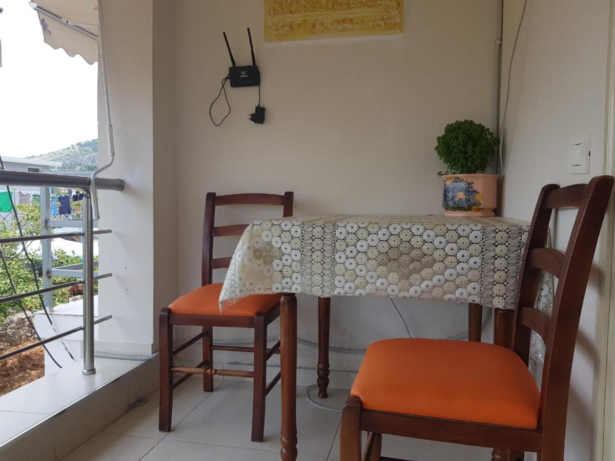 Aira Apartment Himare Exterior photo