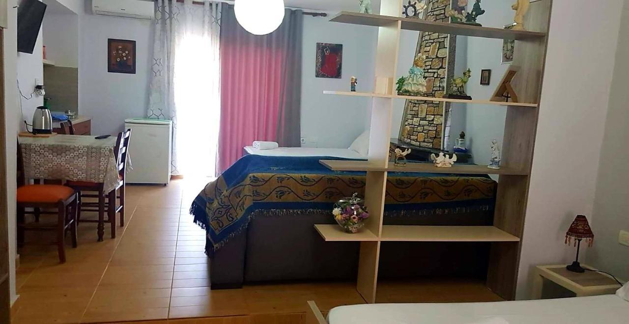 Aira Apartment Himare Exterior photo