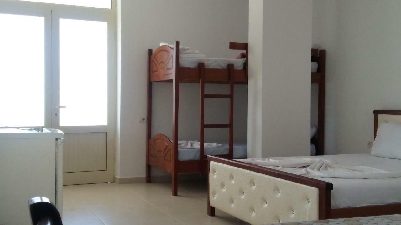 Aira Apartment Himare Exterior photo